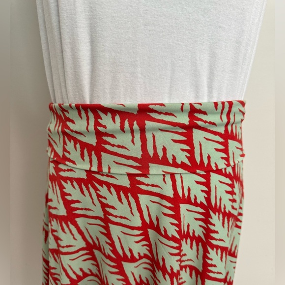 LulaRoe Azure Skirt - Picture 4 of 7